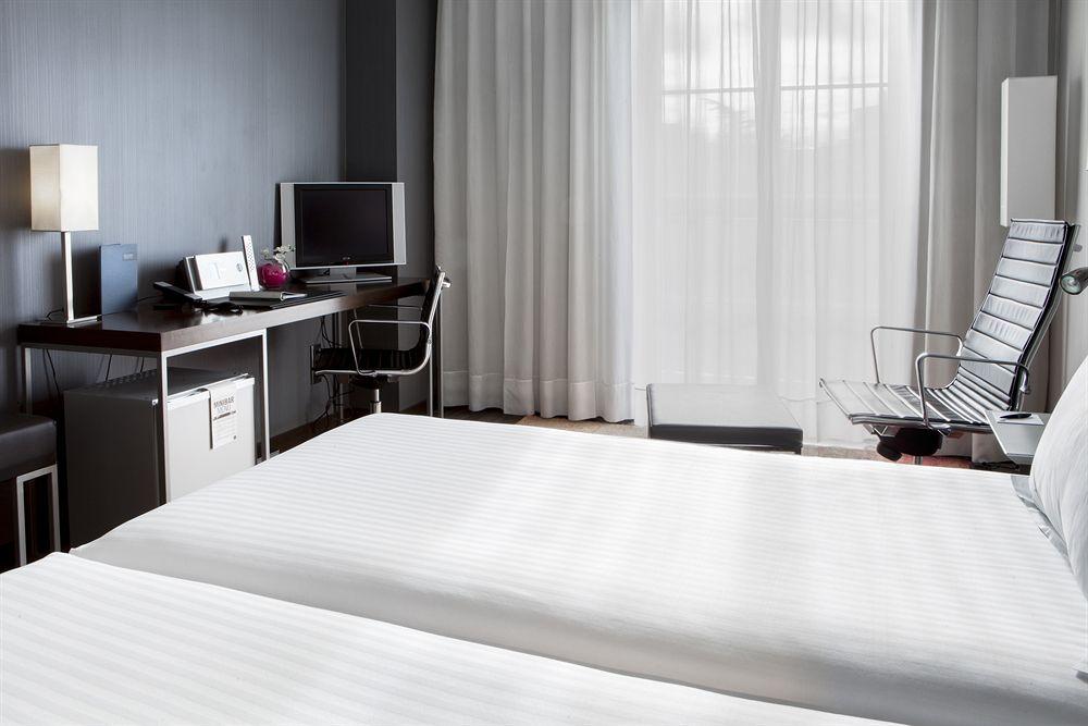 Ac Hotel Burgos By Marriott Exterior photo